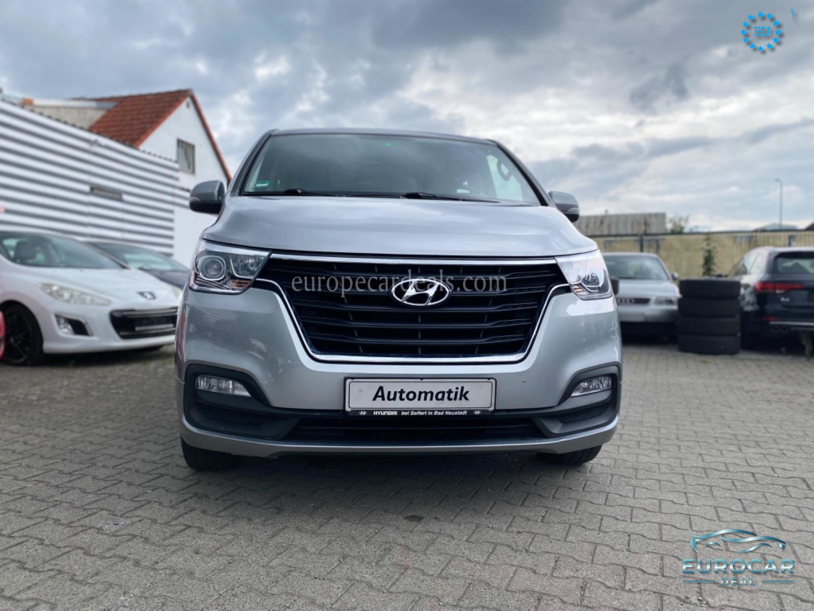 Hyundai H-1 Starex