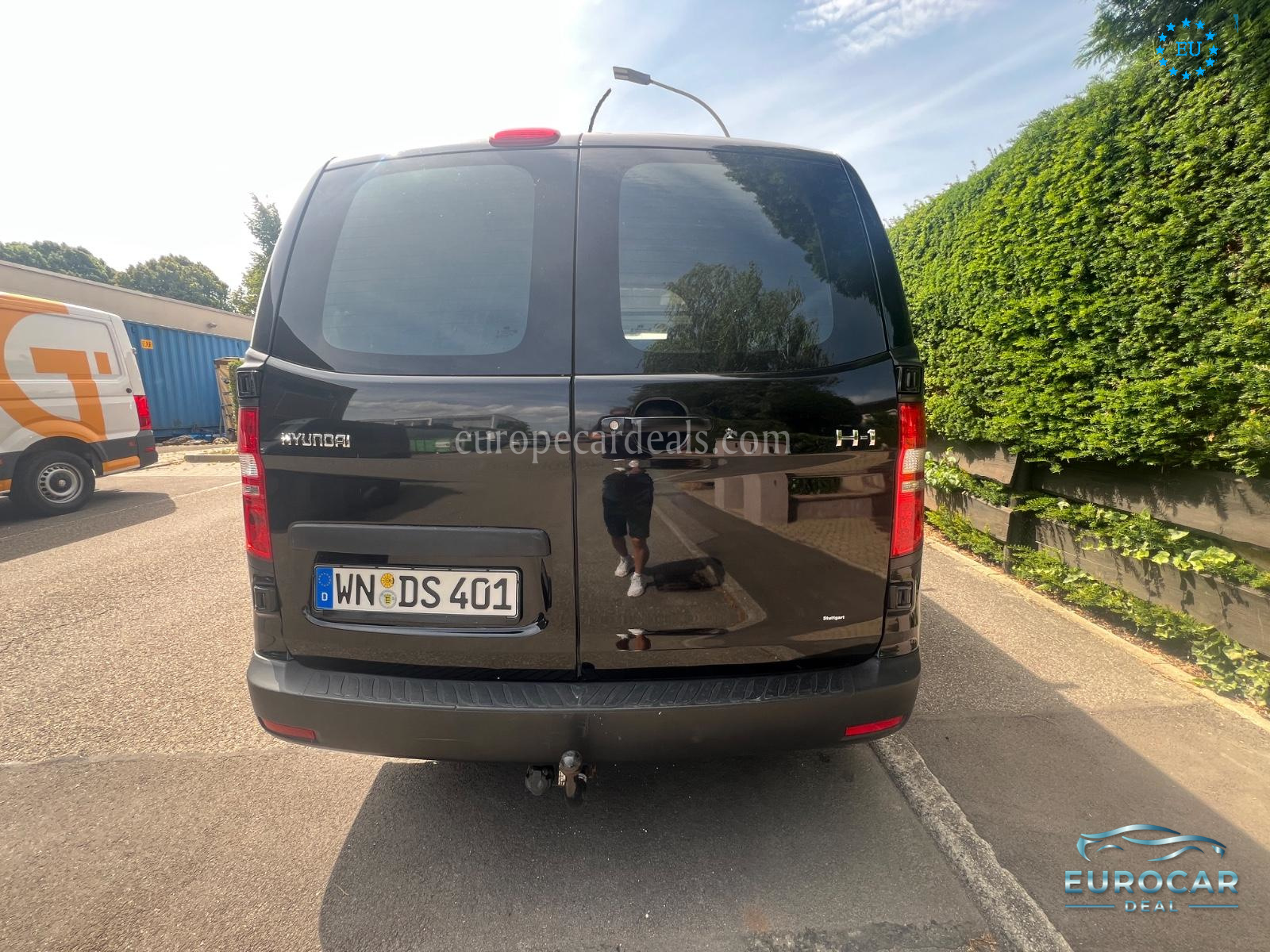 Hyundai H-1 Starex