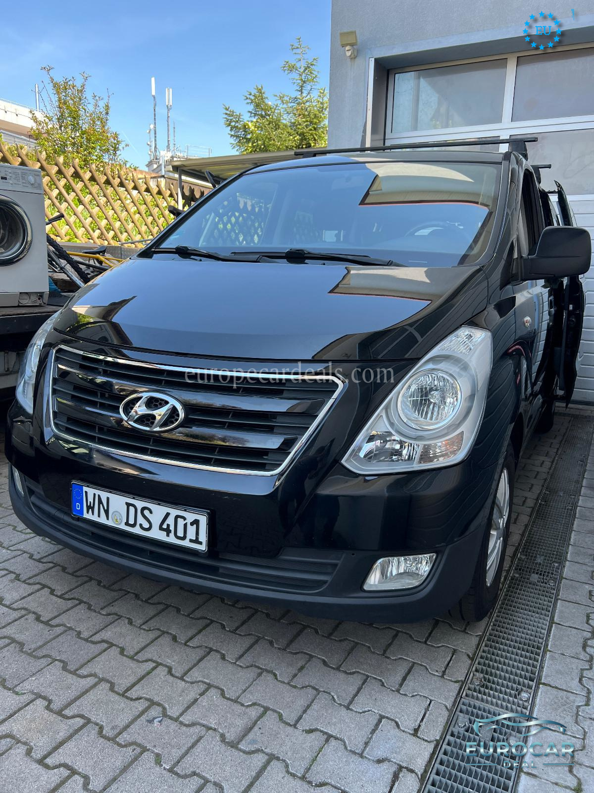 Hyundai H-1 Starex