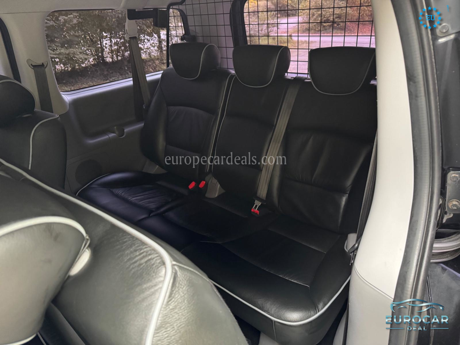 Hyundai H-1 Starex