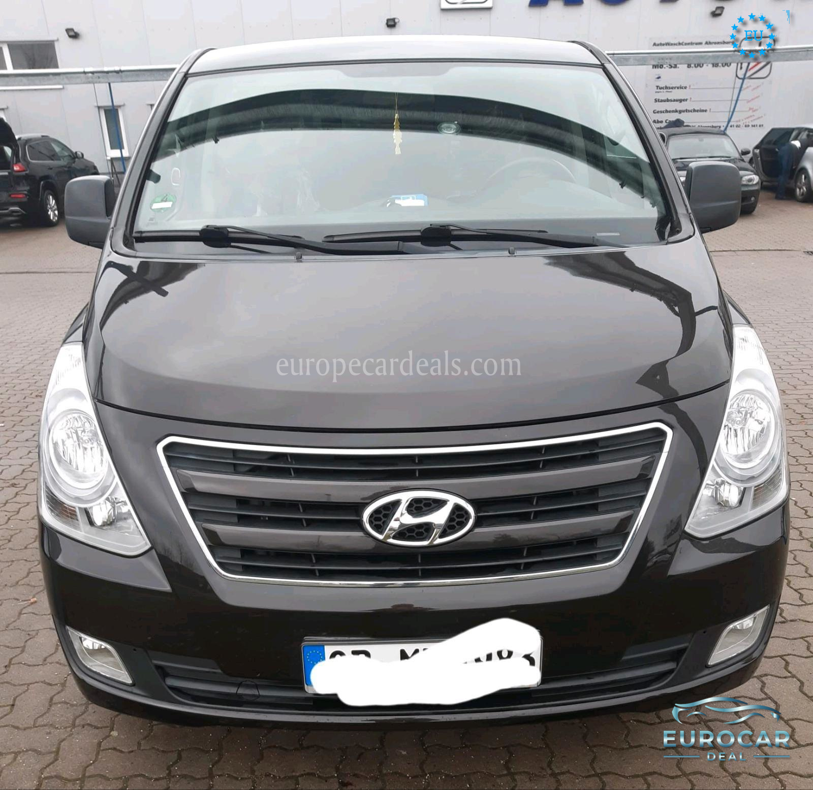 Hyundai H-1 Starex