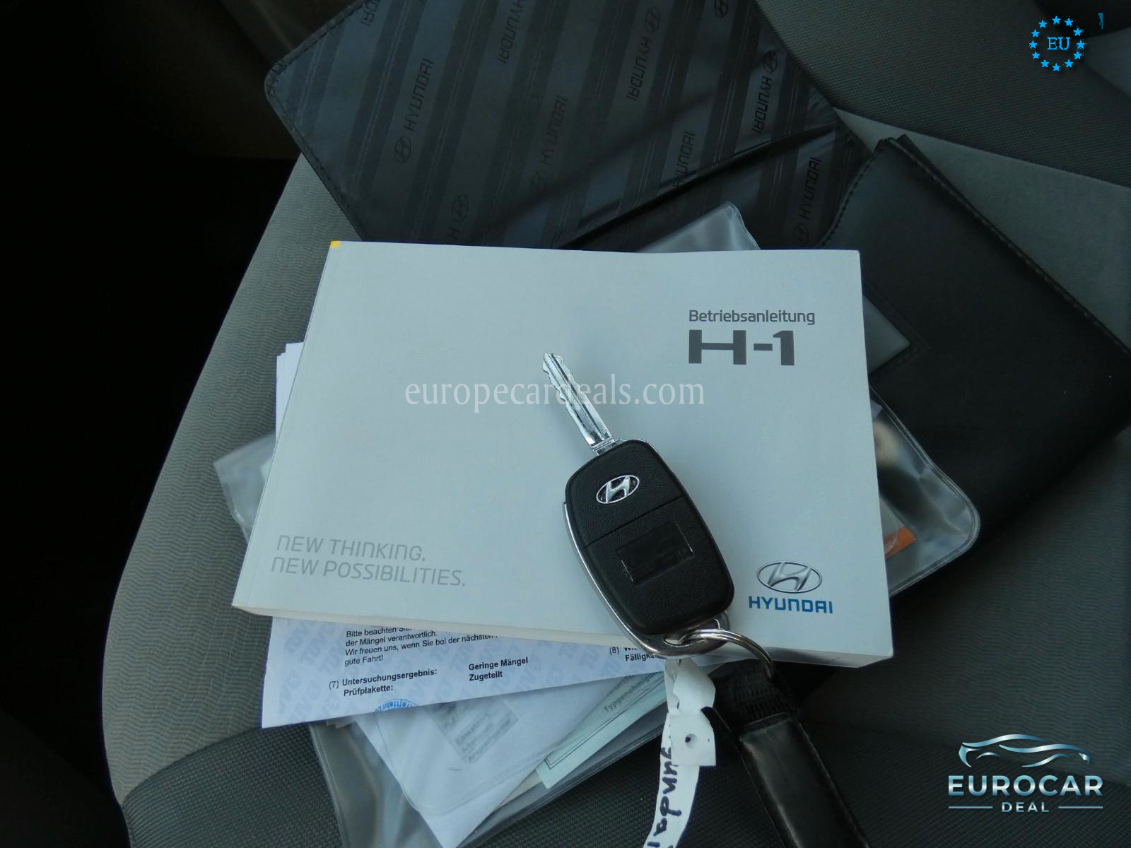 Hyundai H-1 Starex