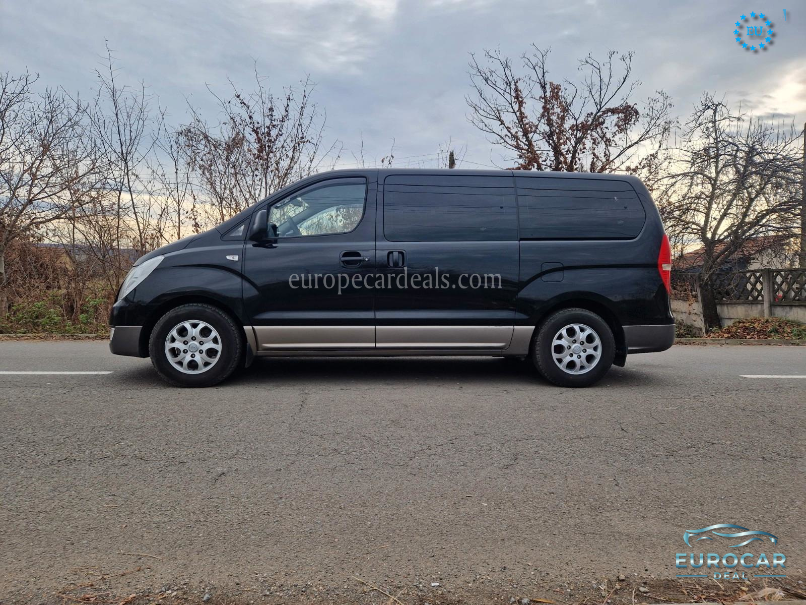 Hyundai H-1 Starex