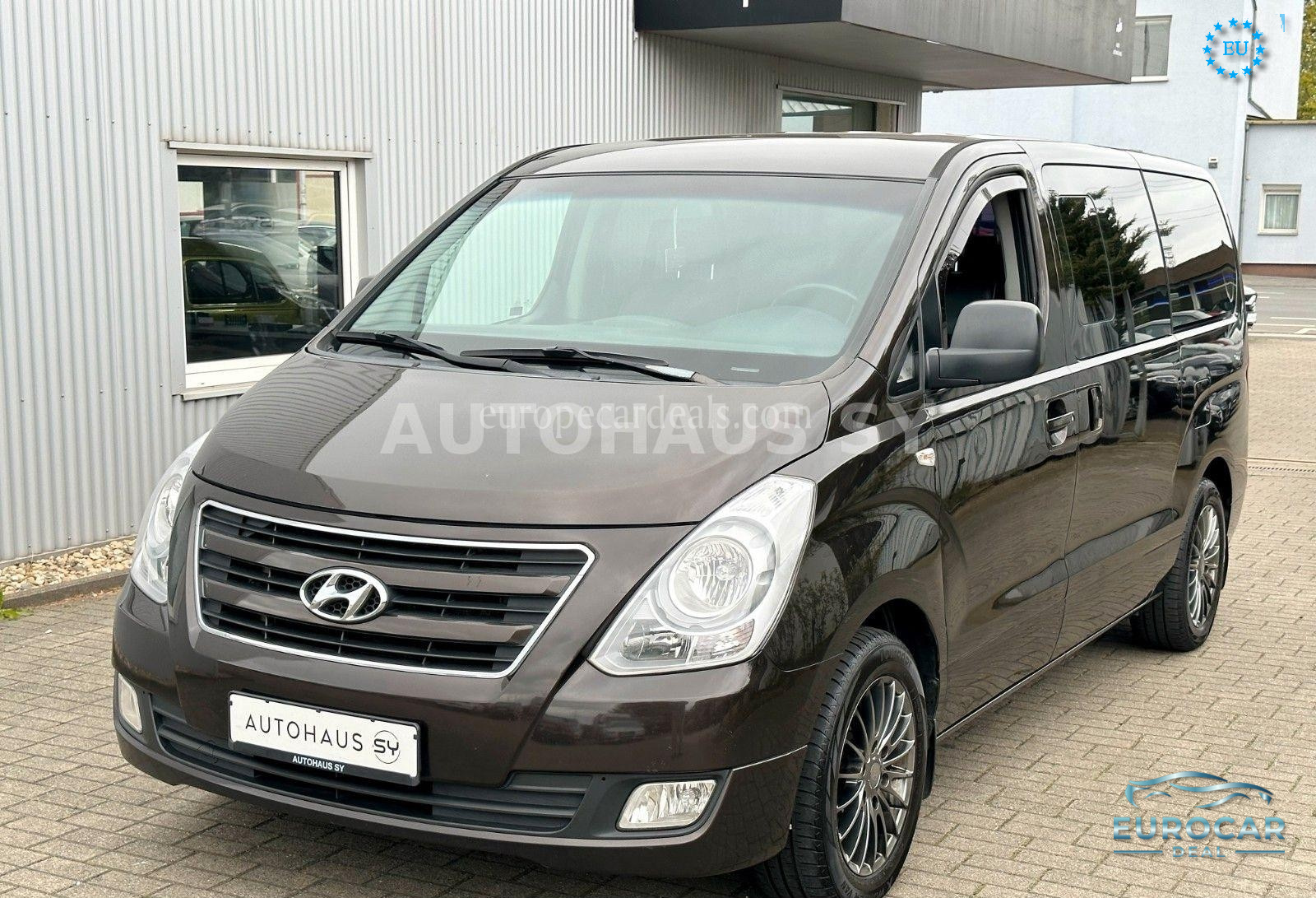Hyundai H-1 Starex