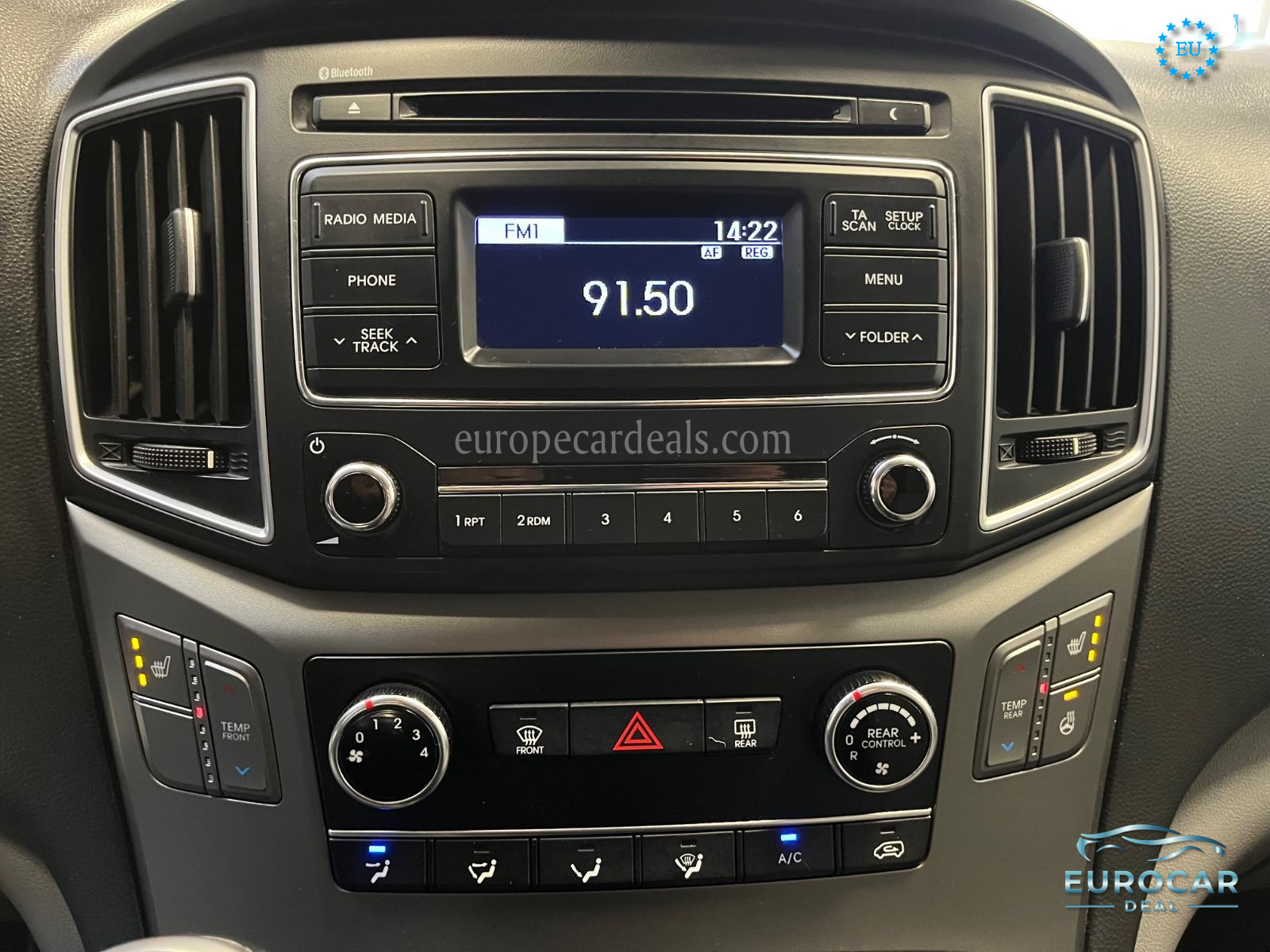 Hyundai H-1 Starex