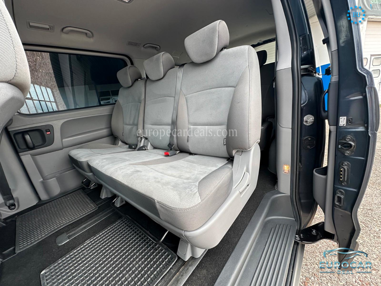 Hyundai H-1 Starex