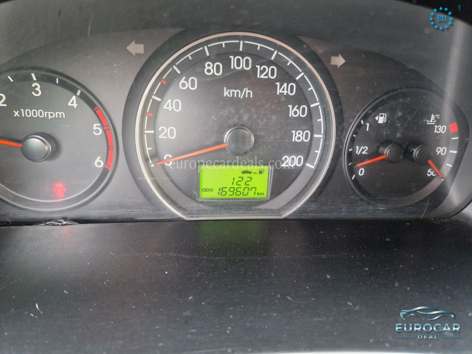 Hyundai H-1 Starex