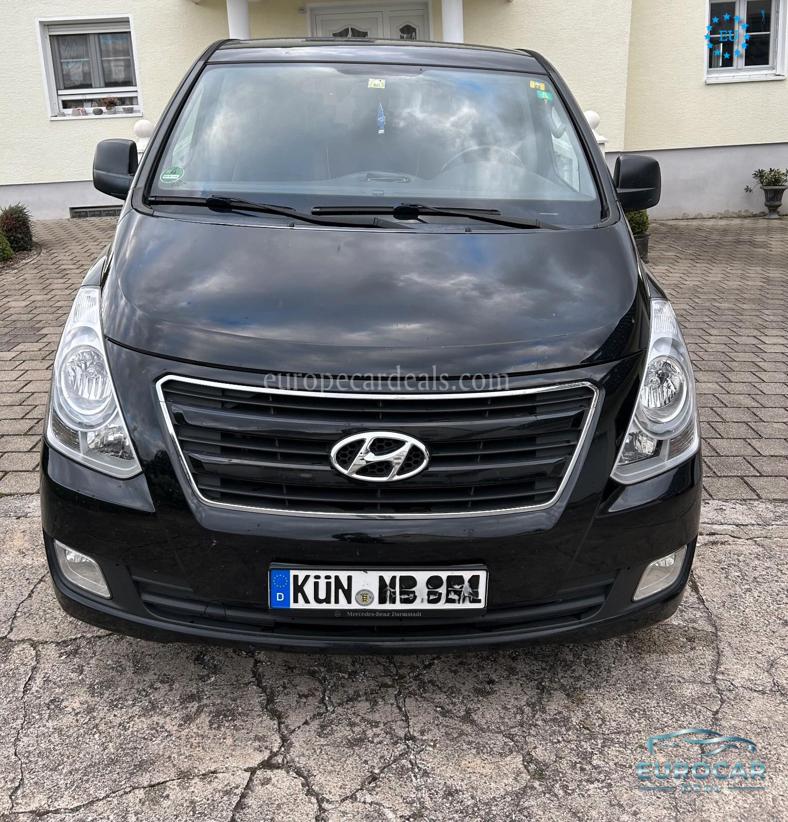 Hyundai H-1 Starex