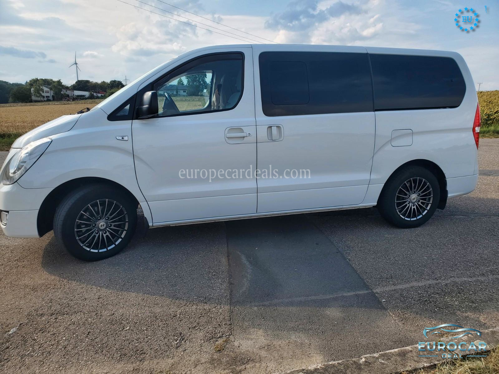 Hyundai H-1 Starex