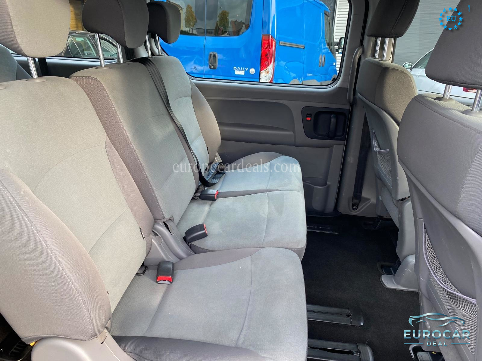 Hyundai H-1 Starex