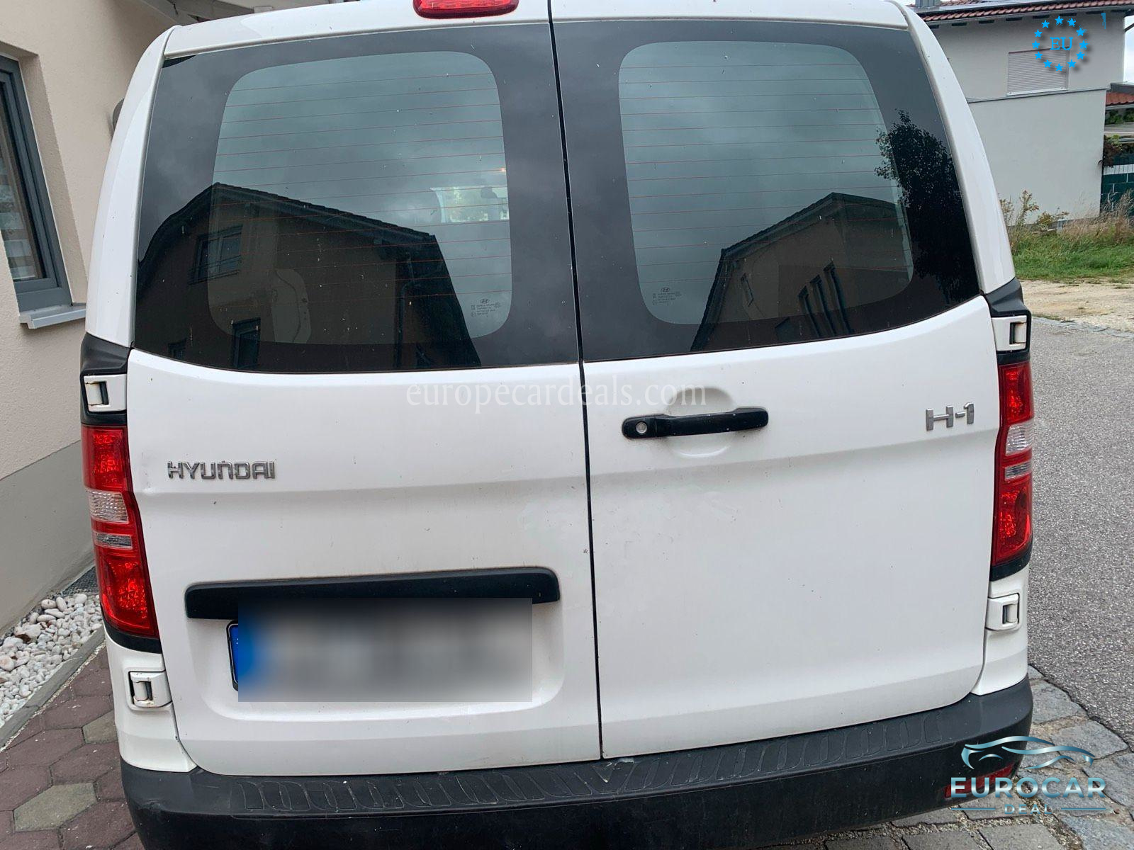 Hyundai H-1 Starex