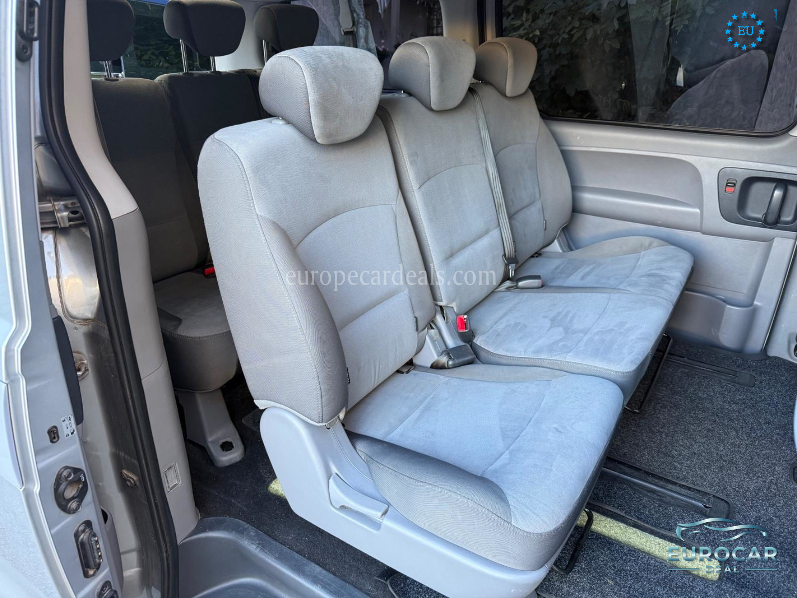 Hyundai H-1 Starex