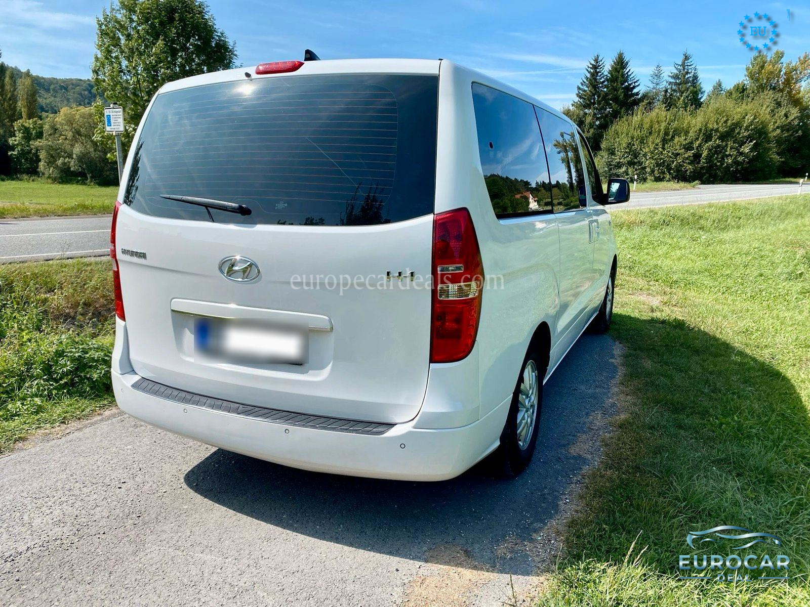 Hyundai H-1 Starex