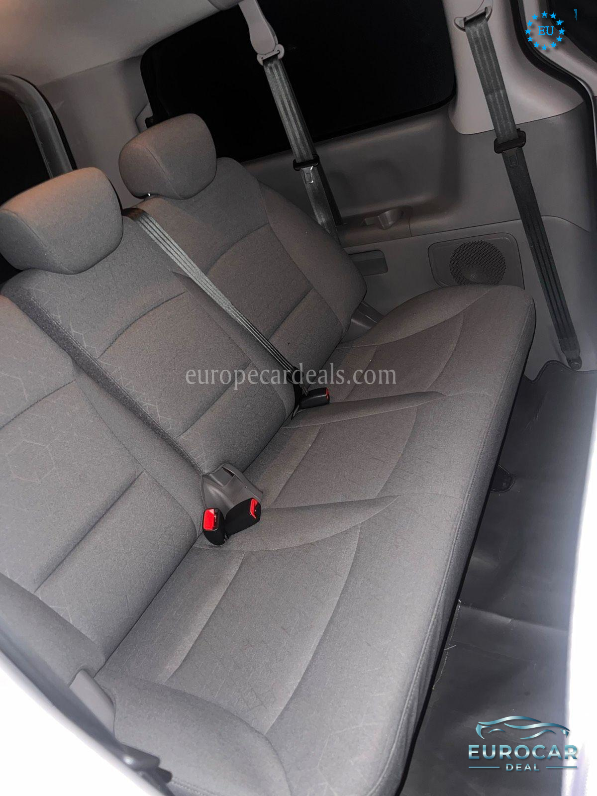 Hyundai H-1 Starex