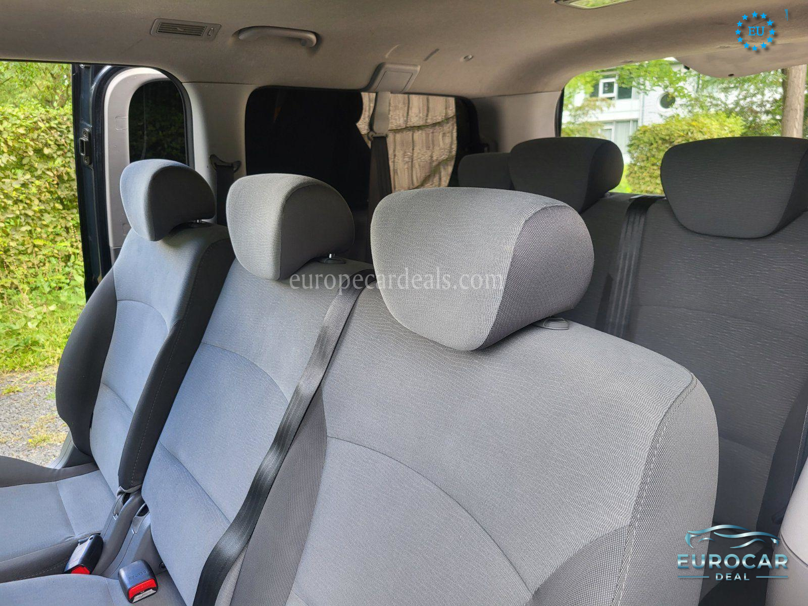 Hyundai H-1 Starex