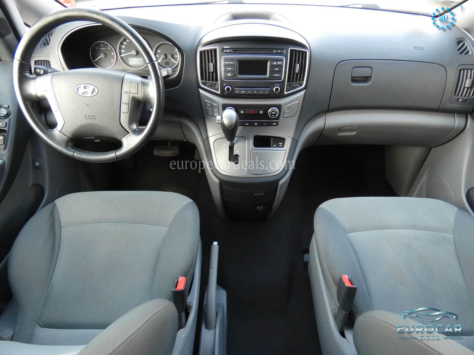 Hyundai H-1 Starex