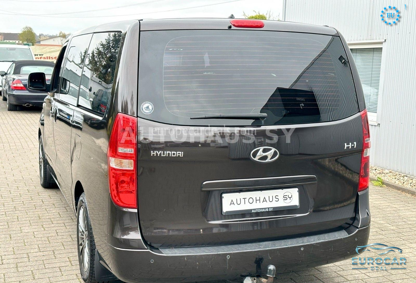 Hyundai H-1 Starex
