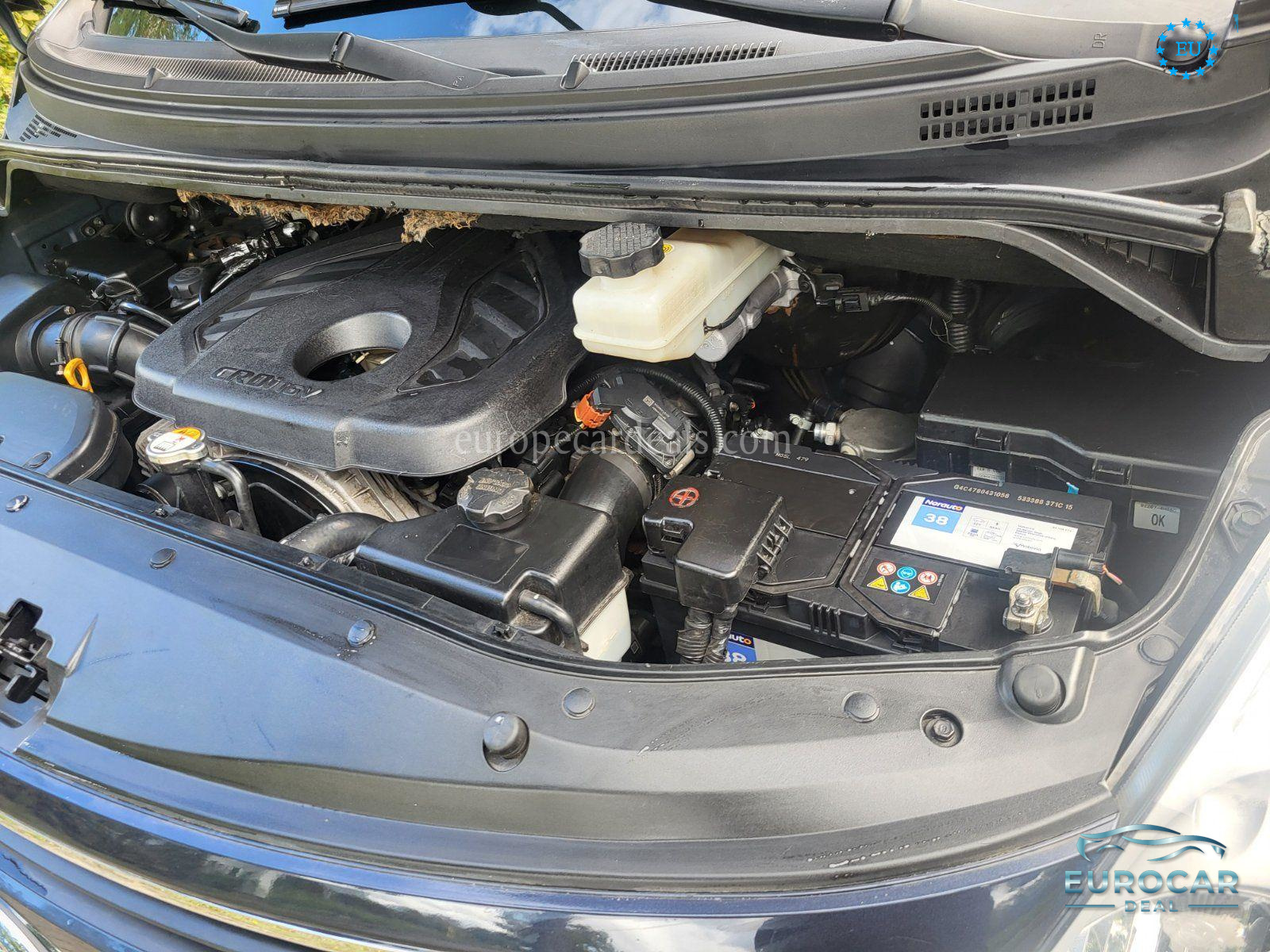 Hyundai H-1 Starex