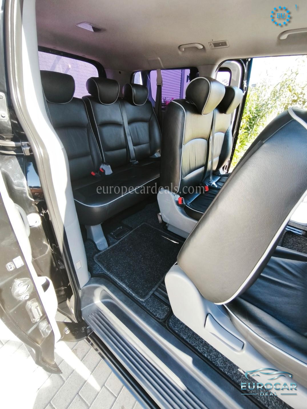 Hyundai H-1 Starex