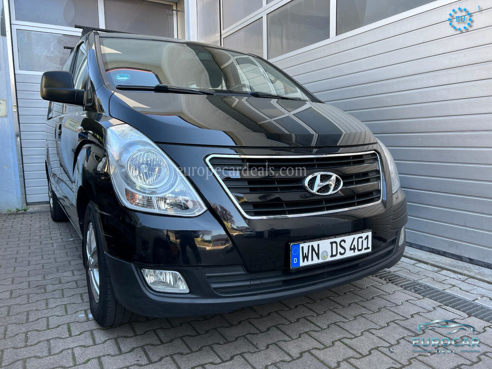 Hyundai H-1 Starex