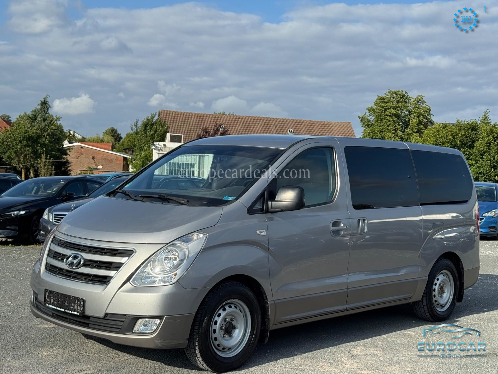 Hyundai H-1 Starex