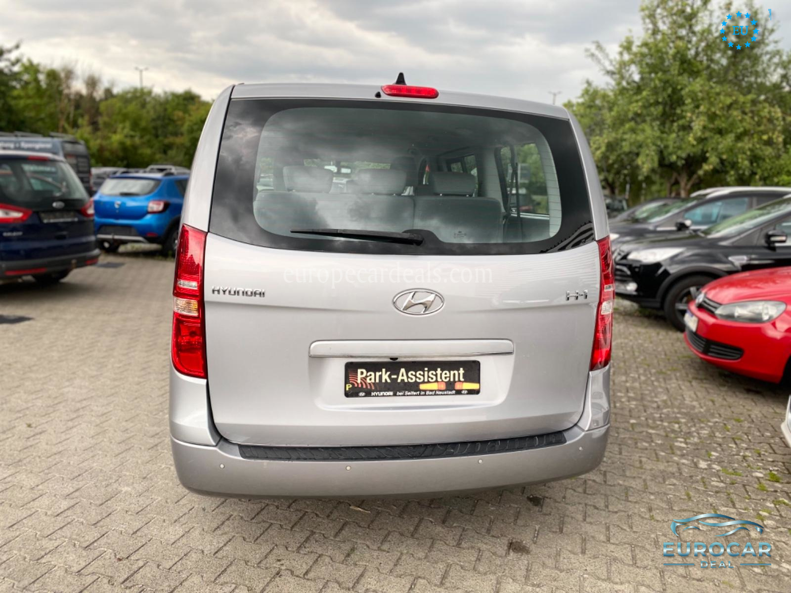 Hyundai H-1 Starex