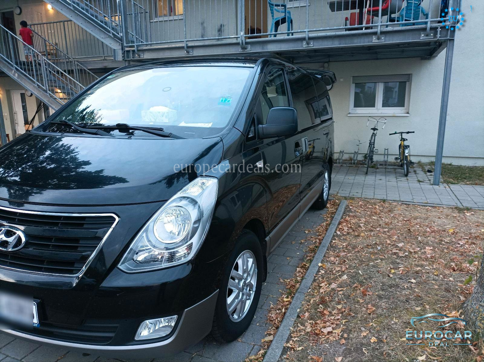 Hyundai H-1 Starex