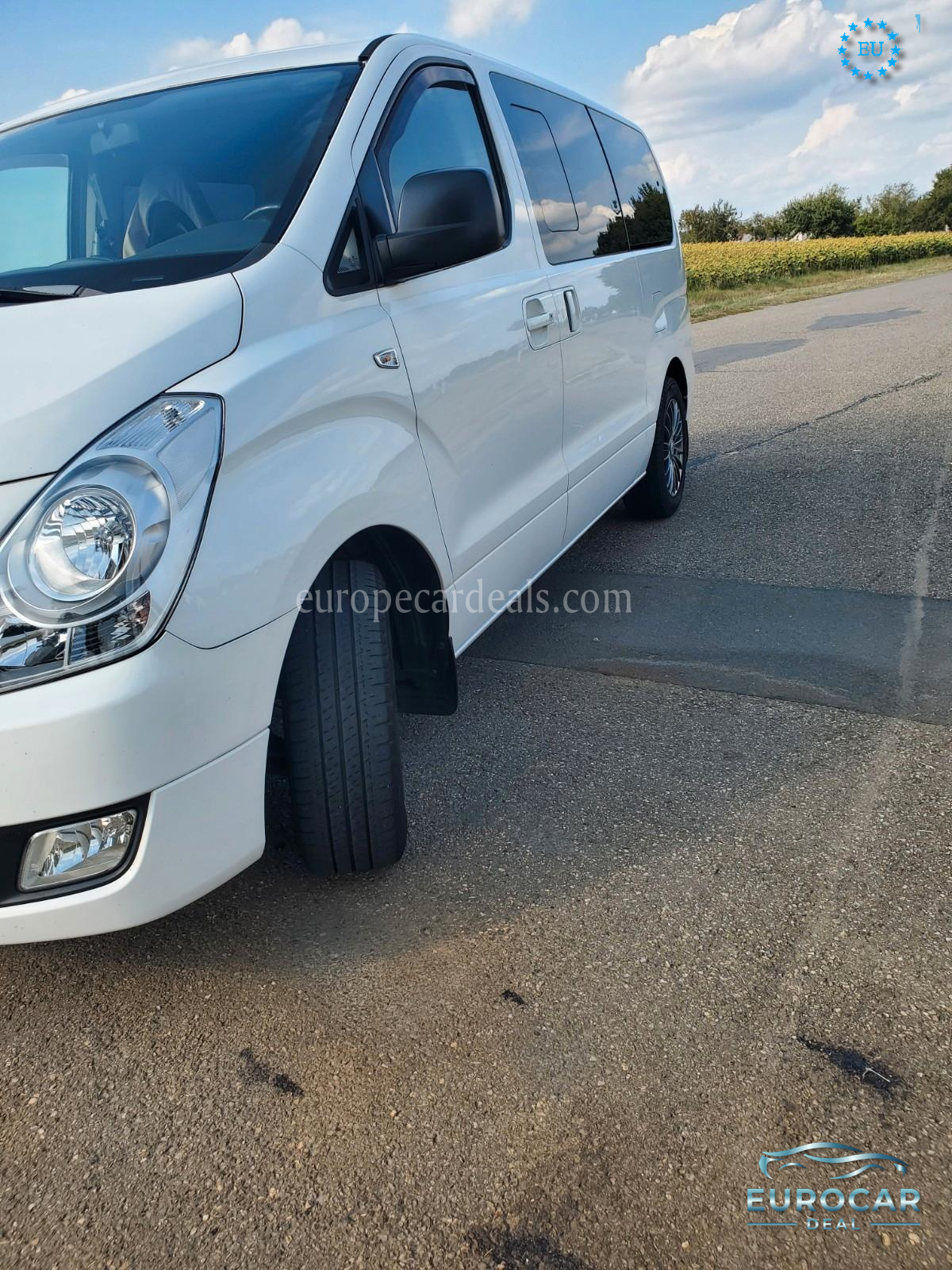 Hyundai H-1 Starex