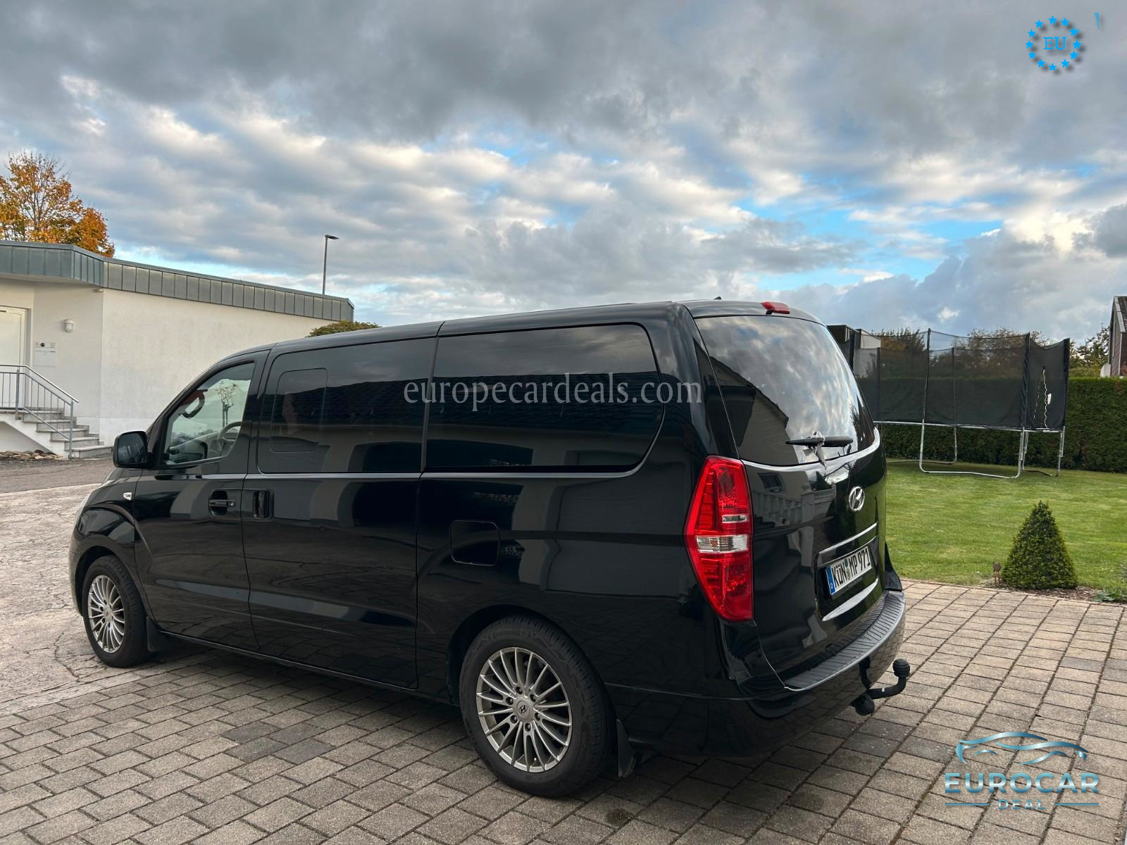 Hyundai H-1 Starex
