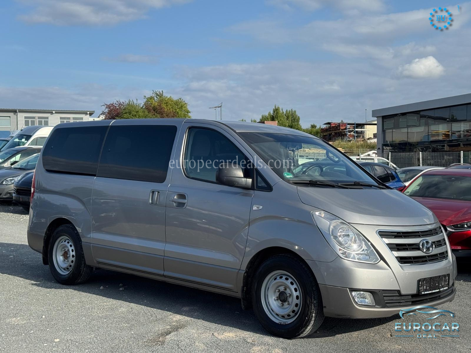 Hyundai H-1 Starex