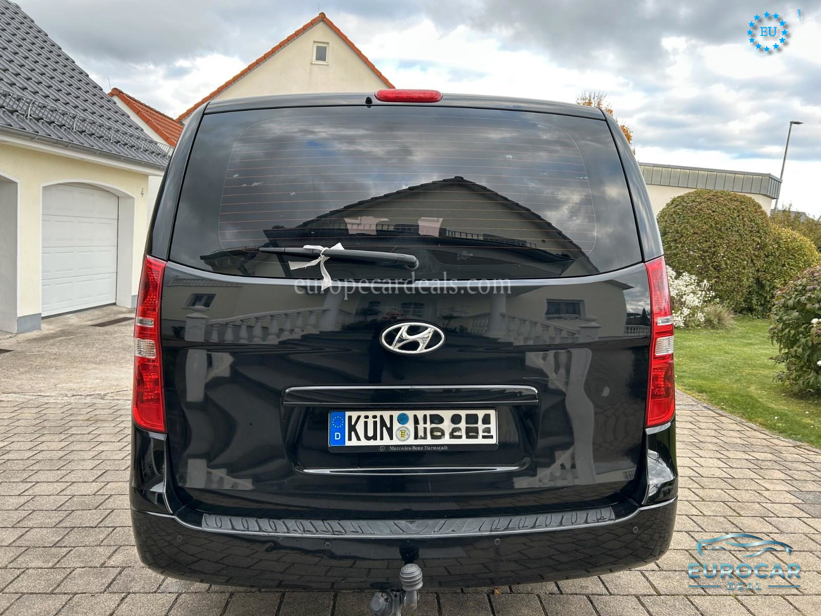 Hyundai H-1 Starex