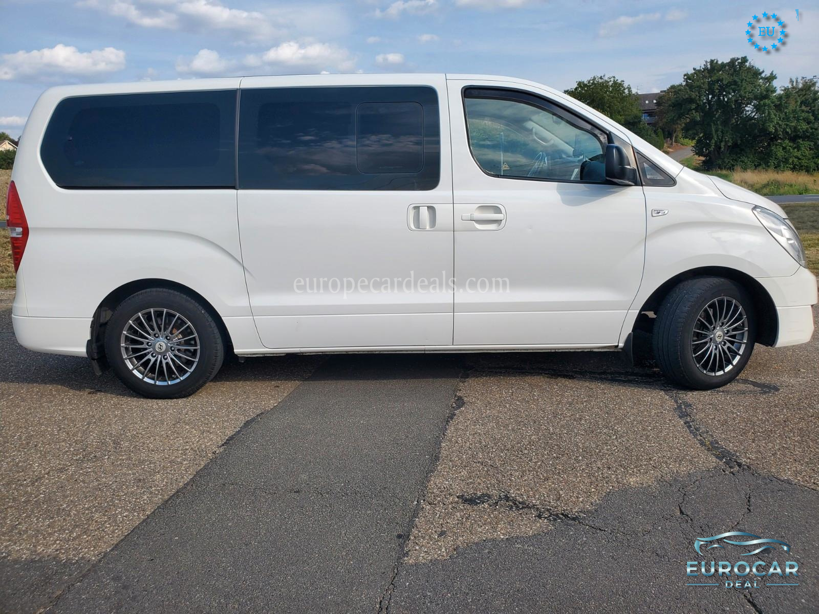 Hyundai H-1 Starex