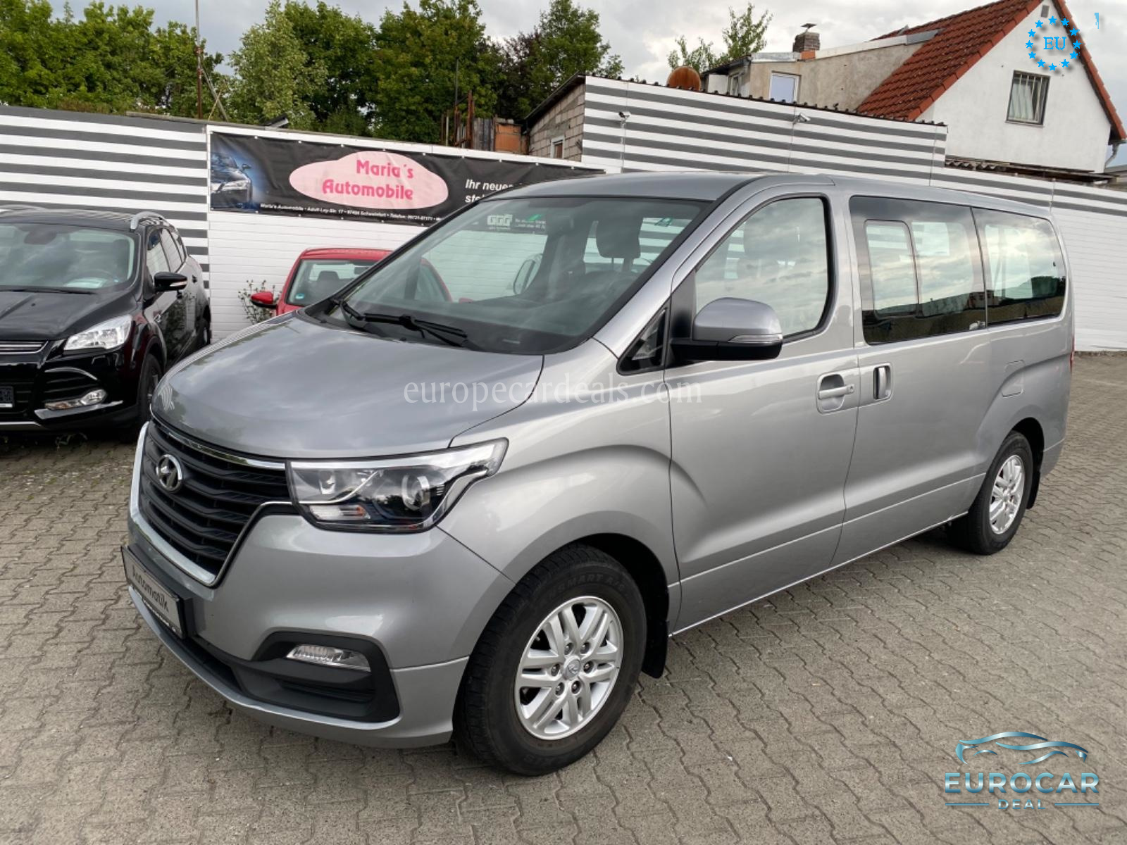 Hyundai H-1 Starex
