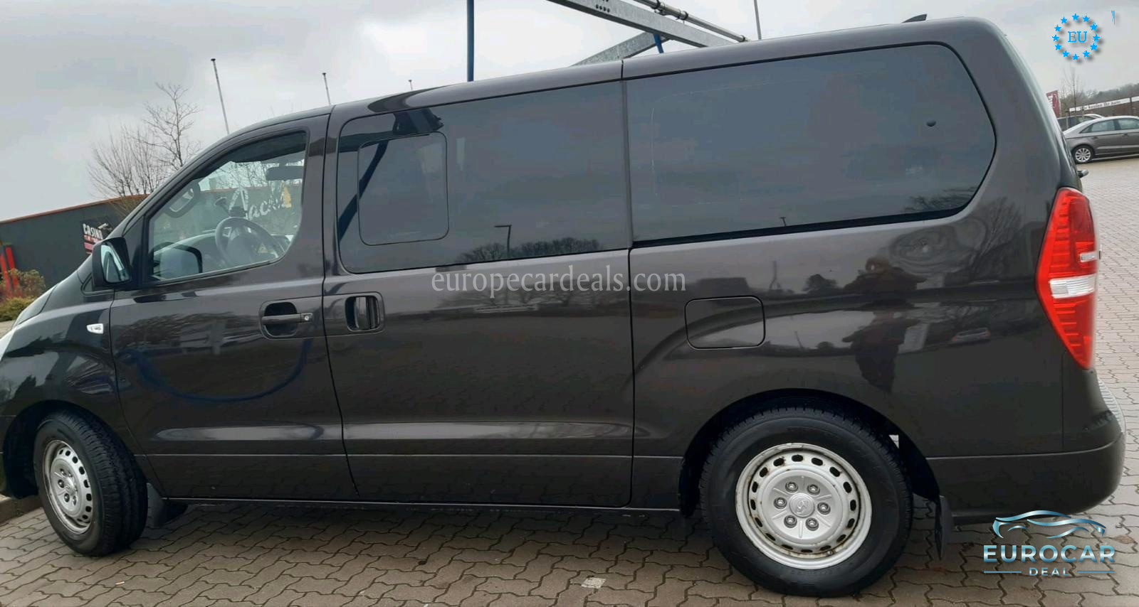 Hyundai H-1 Starex