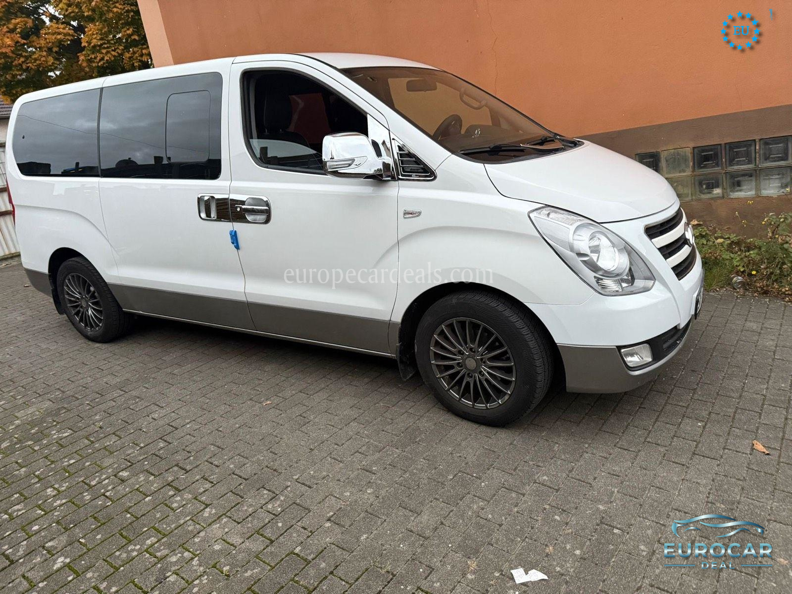 Hyundai H-1 Starex