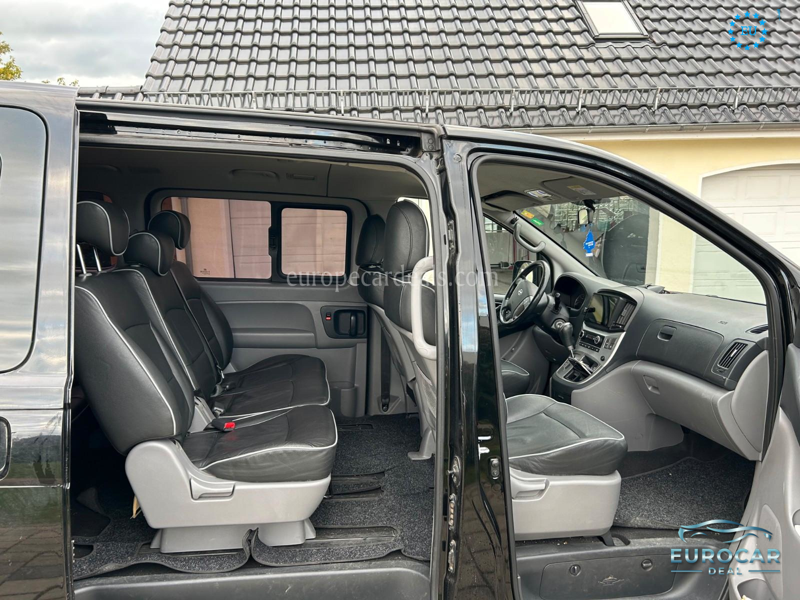 Hyundai H-1 Starex