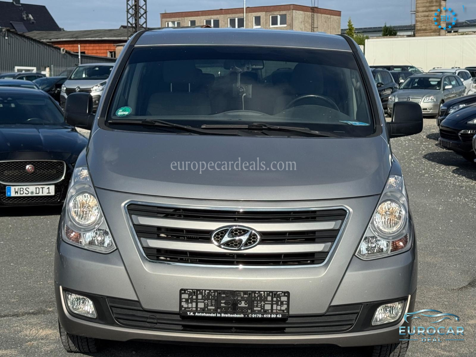 Hyundai H-1 Starex