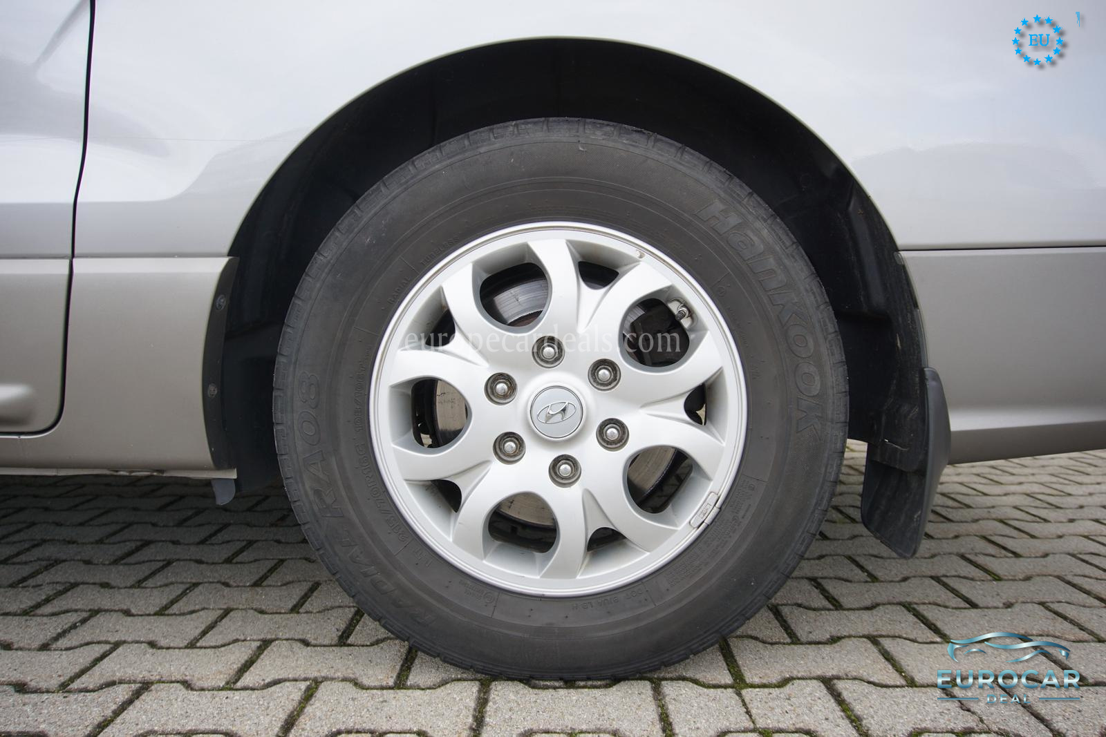 Hyundai H-1 Starex