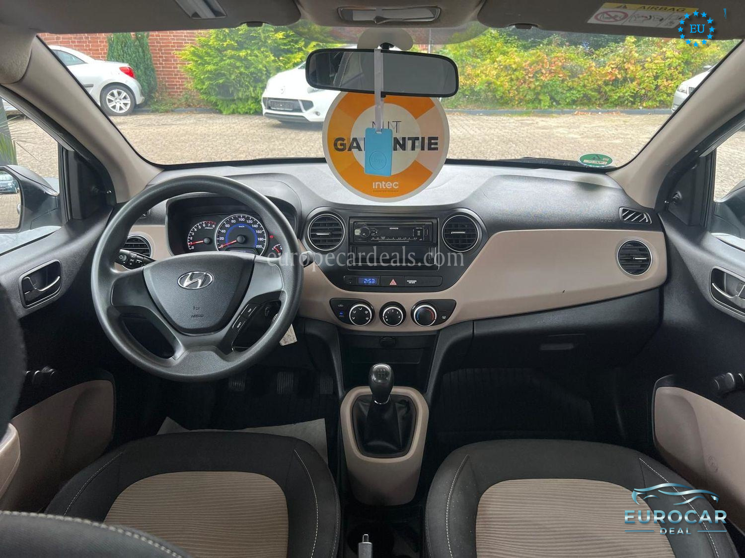 Hyundai i10