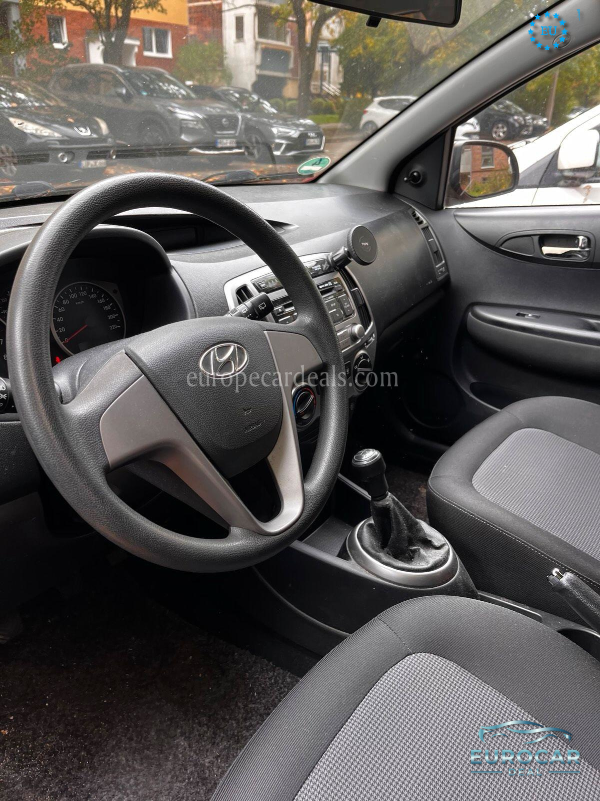 Hyundai i20