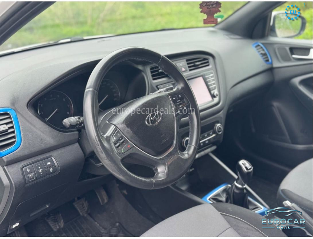 Hyundai i20
