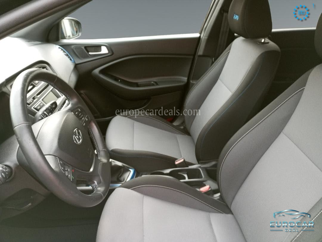 Hyundai i20