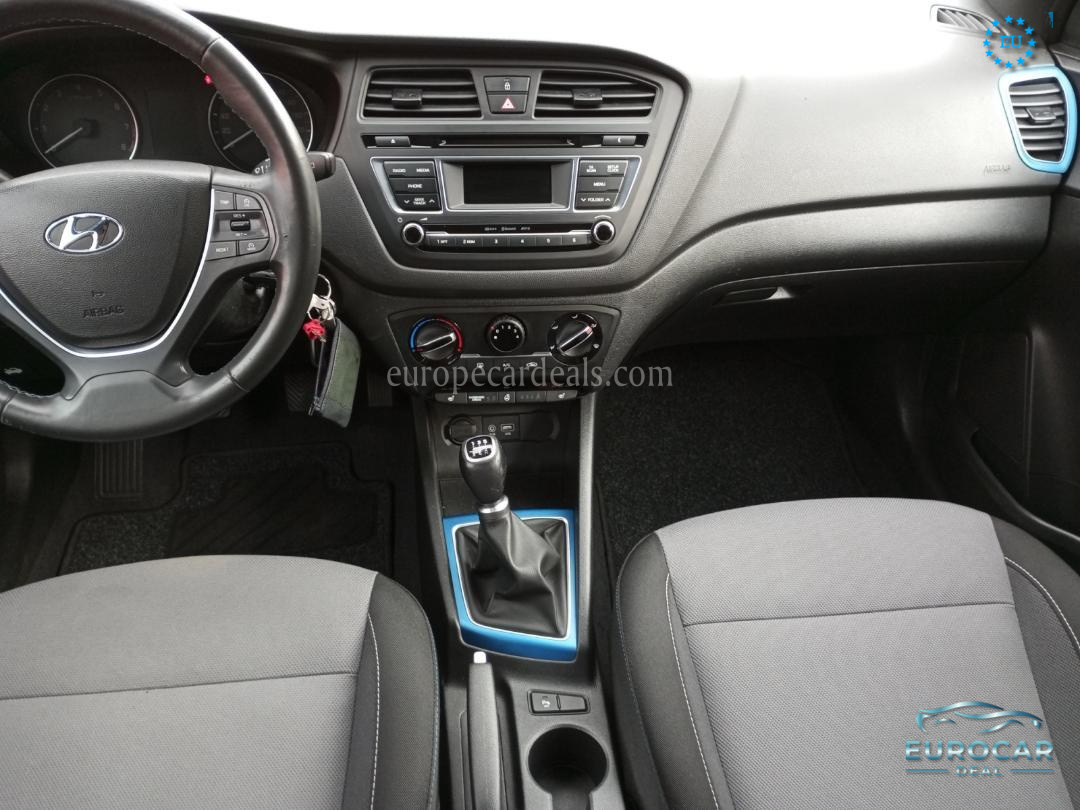 Hyundai i20
