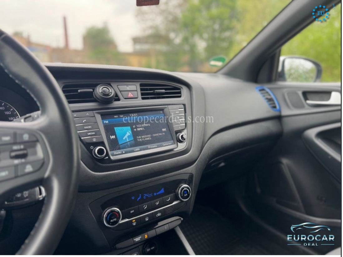 Hyundai i20