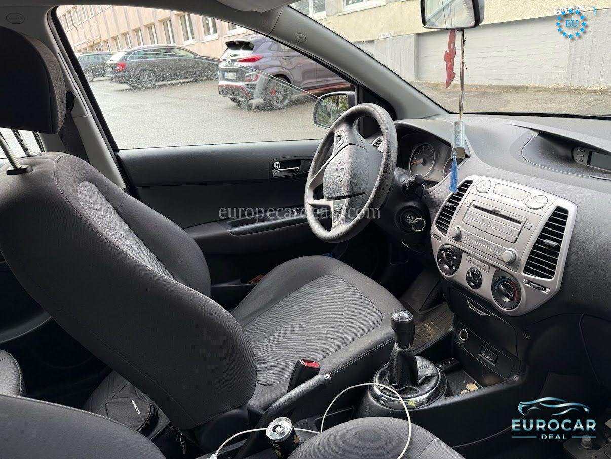 Hyundai i20