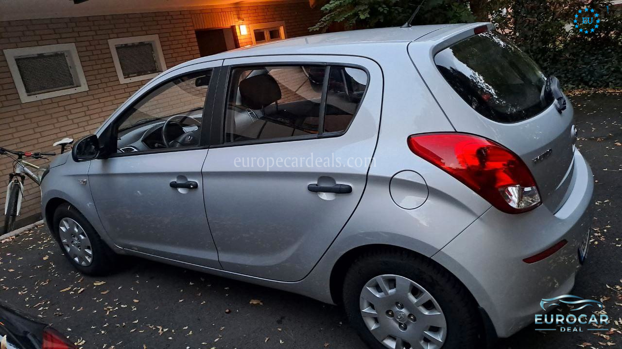 Hyundai i20