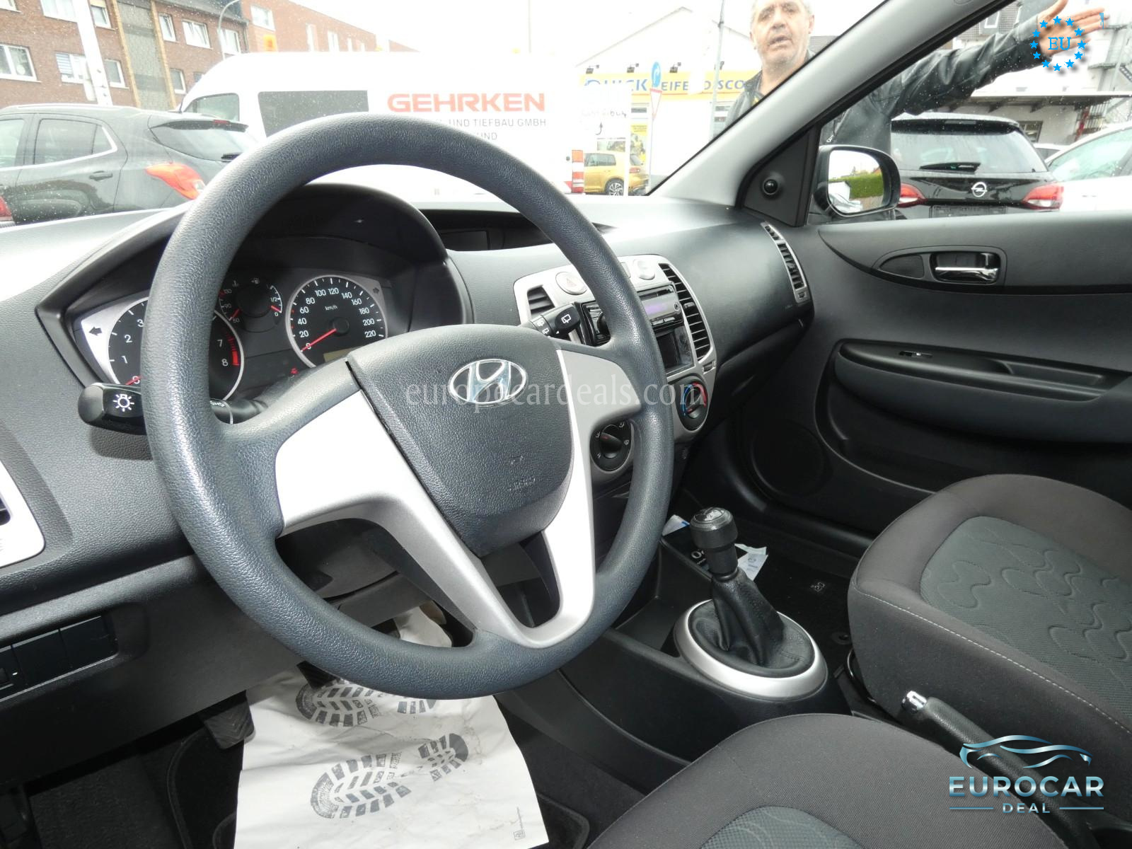 Hyundai i20