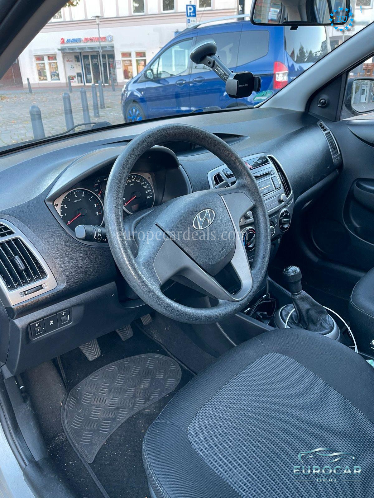 Hyundai i20