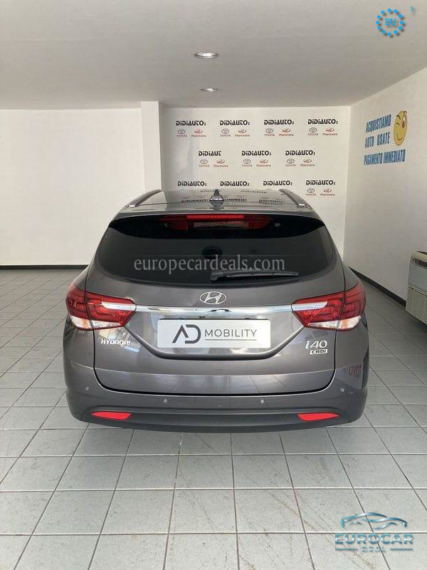 Hyundai i40