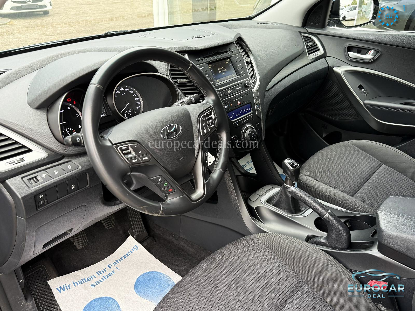 Hyundai SANTA FE